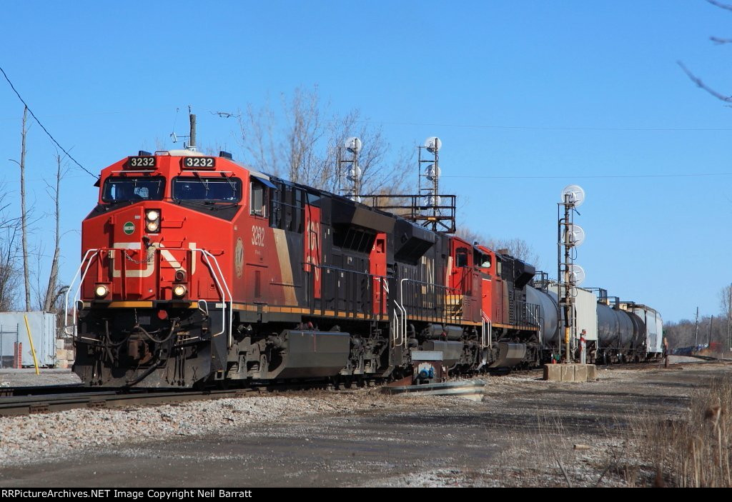 CN 3232